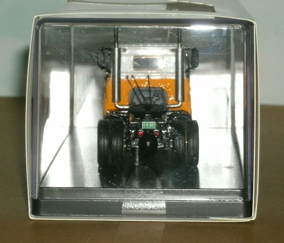 1/64 Scale 1964 Chevy Tilt Cab Tractor Unit Truck 3.5" Resin Model Neo NEO64081 - Image 4 of 4