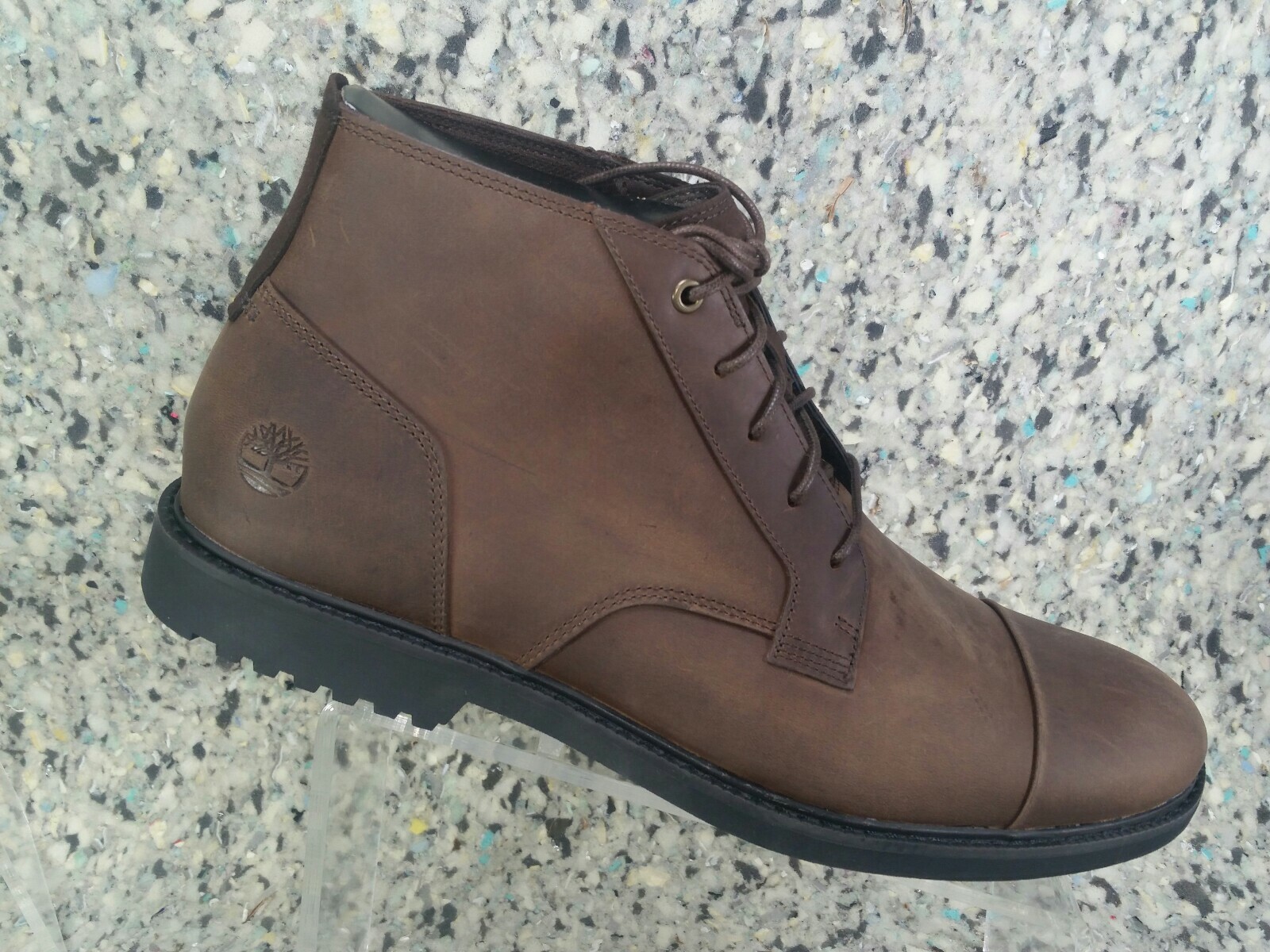 timberland lafayette cap toe leather chukka