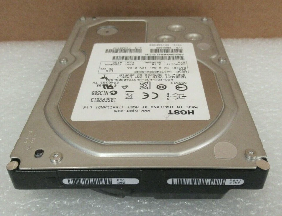 HGST Ultrastar 7K4000 3TB 3.5″ SAS 6Gb/s 7.2K 64MB Server HDD HUS724030ALS640 - Image 3 of 4