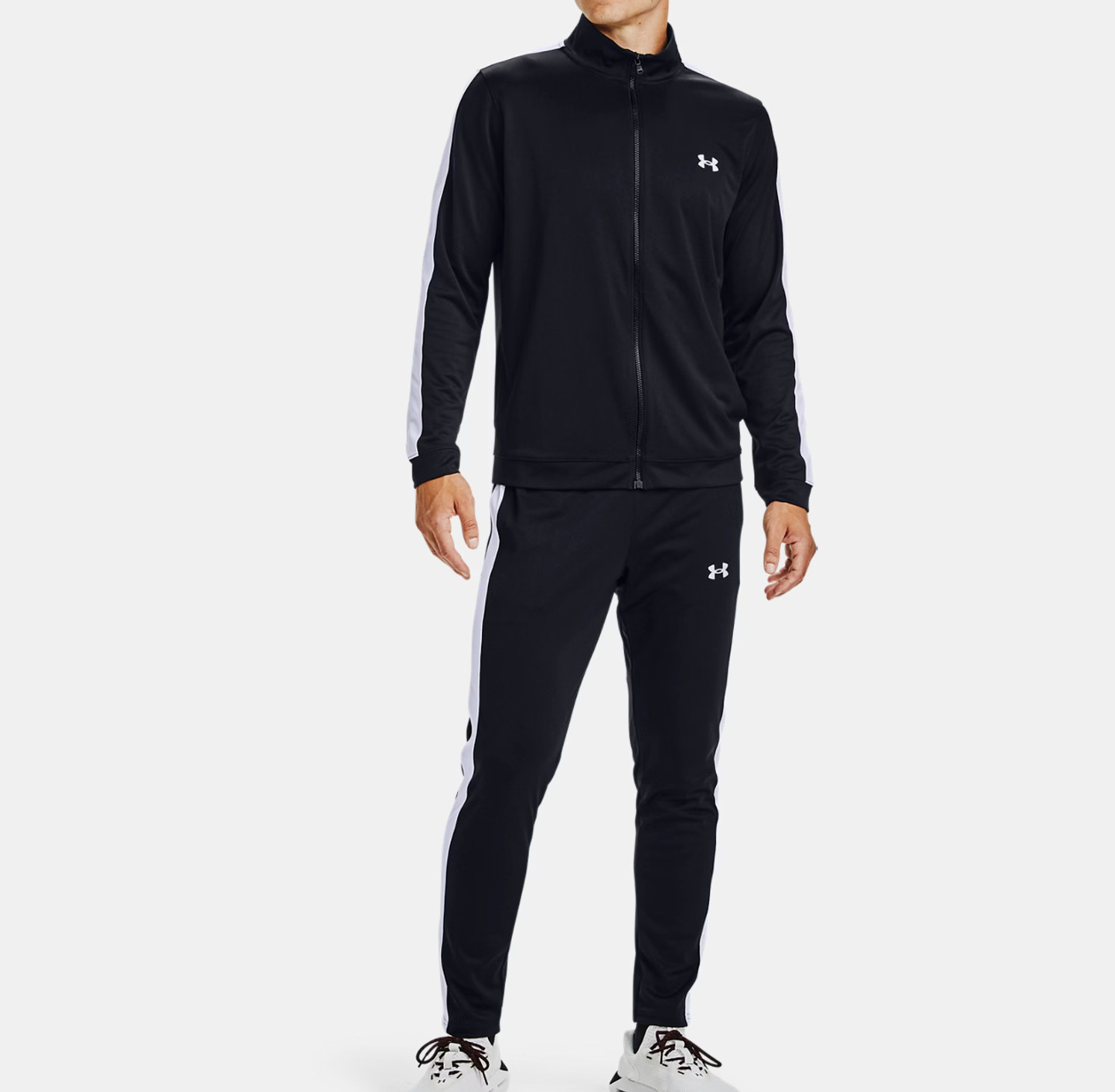 Under armour - это соревнование по боевым тренировкам в ШварцвальдеВайссе 36690₽