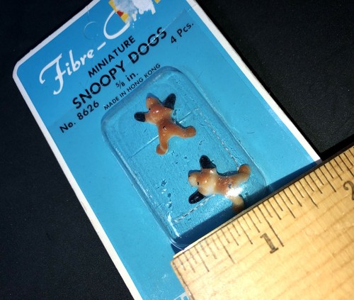 Miniature Snoopy Puppy Dog Pair Adorable Fibre Craft MINT Assemblage Vintage - Picture 3 of 6
