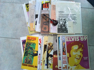 Auswahl  -  Elvis  -  (de Agostini)  -  Poster + Beilagen (OVP)