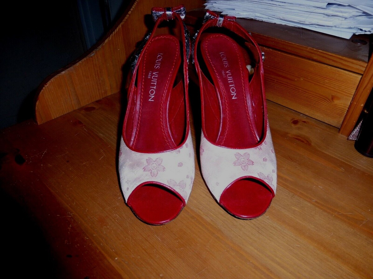 LOUIS VUITTON CHERRY heels 38.5-8 pumps RED LEATHER SATIN