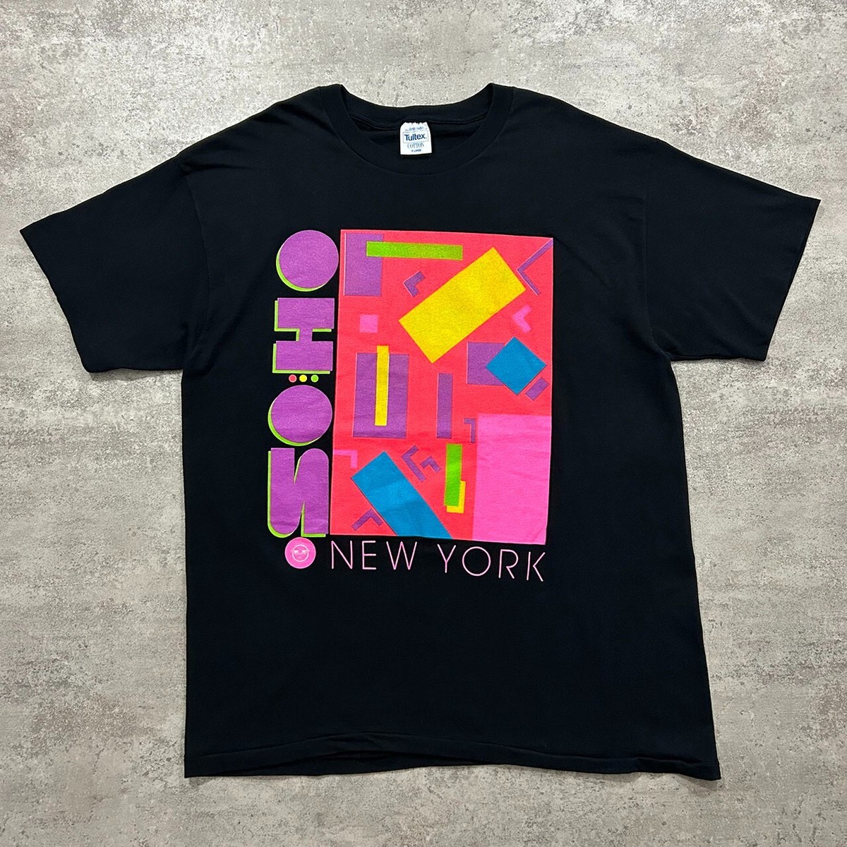 VTG 90s NEW YORK SOHO ART T-SHIRT SIZE XL MADE IN USA BLACK PINK 