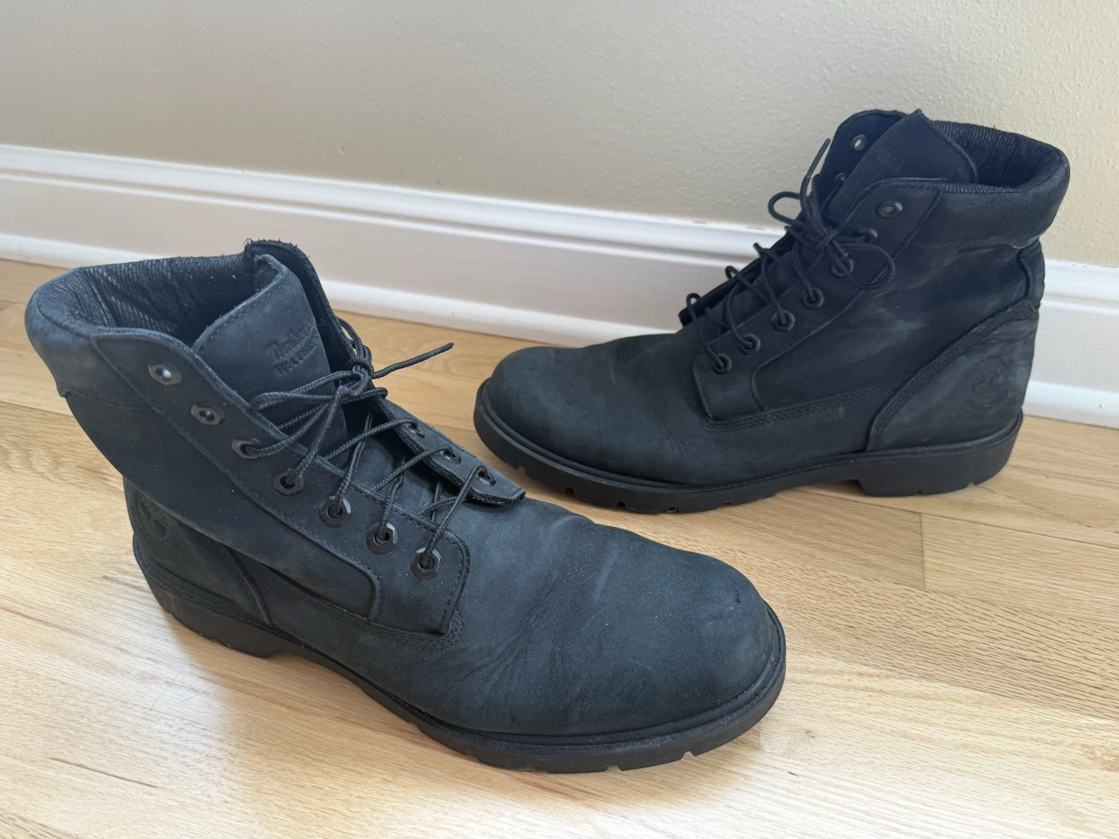 Timberland Waterproof 6” Hiking Boots Black Nubuck Leather 19074 Men 11.5