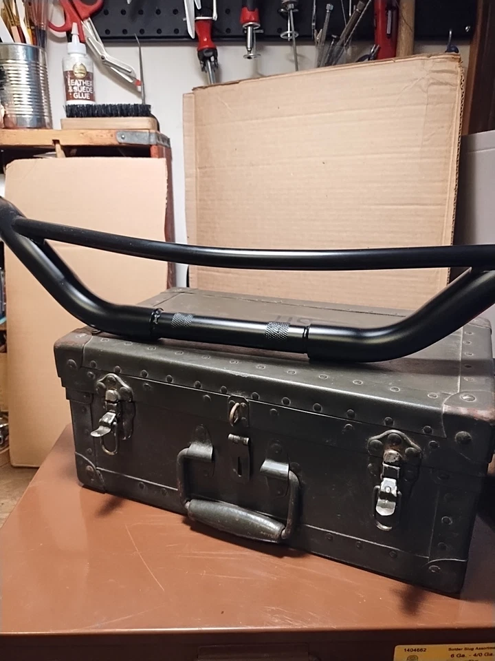 HARLEY DAVIDSON 1  1/4" FAT HOLLYWOOD STYLE CROSS BRACED HANDLEBARS SOFTAIL ETC. - Image 3 of 4