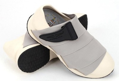Fessura Men's US 11 EU 45 - White Silver - Tokyo Street Style - Mummy Shoe