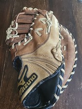 Mizuno Worldwin Professional Model GXF-74 First Basemen Glove Right-Hand Throw