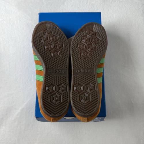 Adidas City Series Liverpool size? Exclusive 1/2025 - UK 7 US 7.5 With Booklet - Picture 6 of 11
