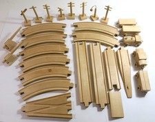 Vintage 29-Piece Play School Wooden Train Set   Plus Storage Box