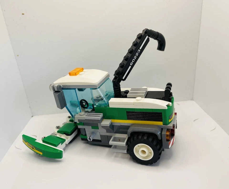 LEGO CITY: Harvester Transport 60223 Complete Retired Manuals Minifigs Box - Image 3 of 4