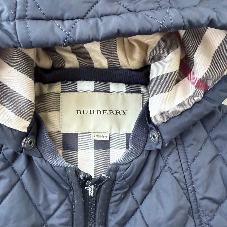Chaleco Chaqueta 4T Burberry Azul Flecado Extraíble Capucha Pequeño Rasguño Foto 3 de 4
