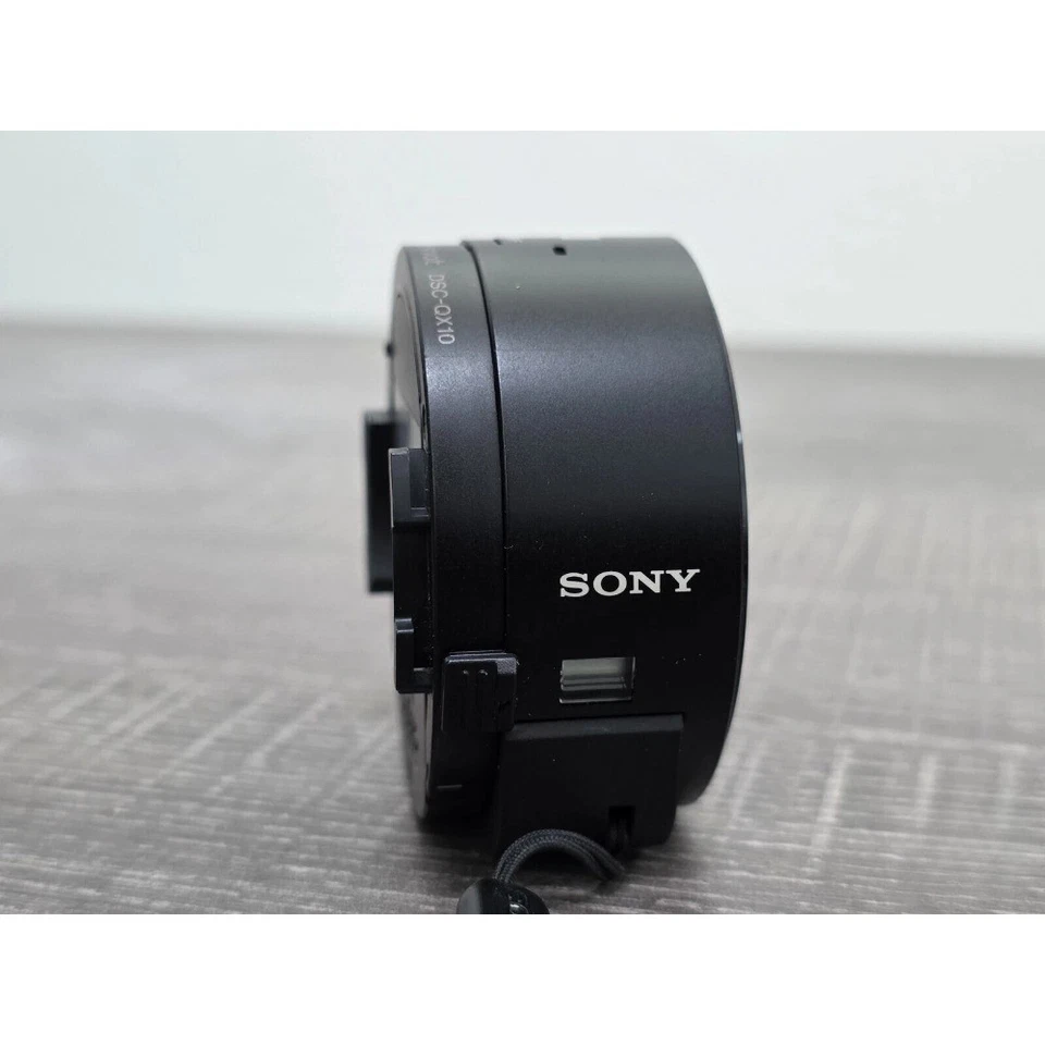 Sony Cyber-Shot DSC-QX10 Lens Style Camera Digital Camera Black Wi-Fi JPN - Image 3 of 4