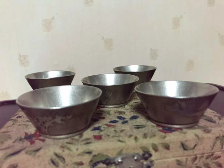 正品锡制 Tsugiyama Choko 套装 古董 — 第 3/4 张图片