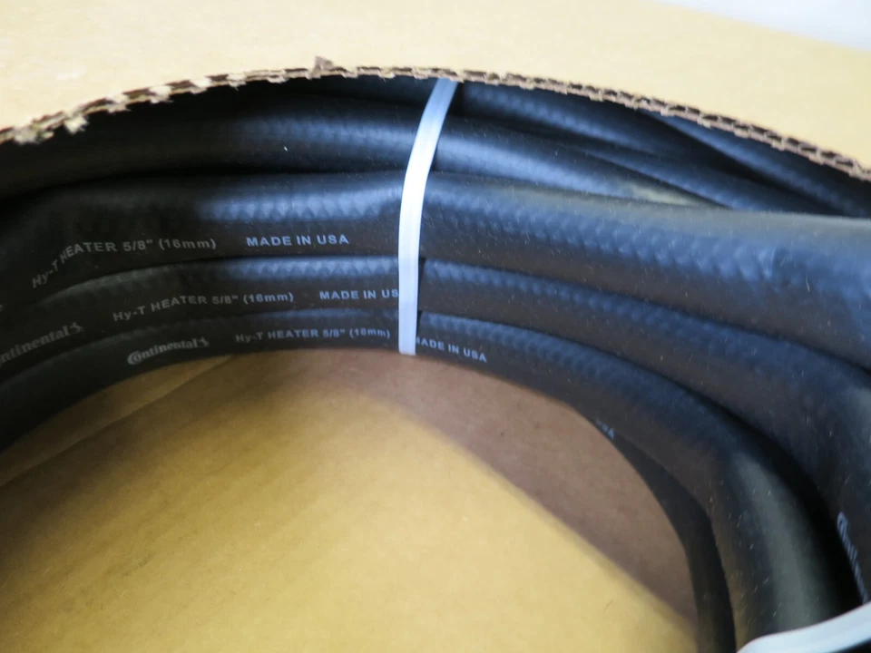 Manguera de derivación de refrigerante del motor Continental 65004 Foto 3 de 3