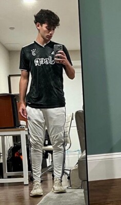 ナイキ　ユヴェントス　ユニフォーム　JEEP Rare Vintage Nike Juventus Jersey Jeep Black White Stripes