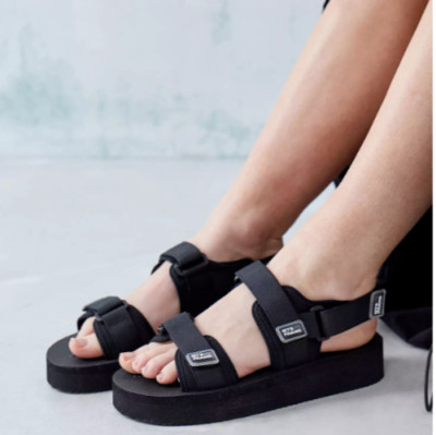 Urban Outfitters iets frans Storm Tech Black Riptape Sandalen UK 5 / 38