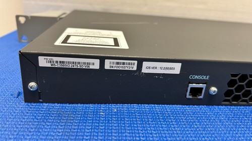 Cisco WS-C3560V2-24TS-SD V06 SWITCH (COMK510DRA) - Picture 7 of 9