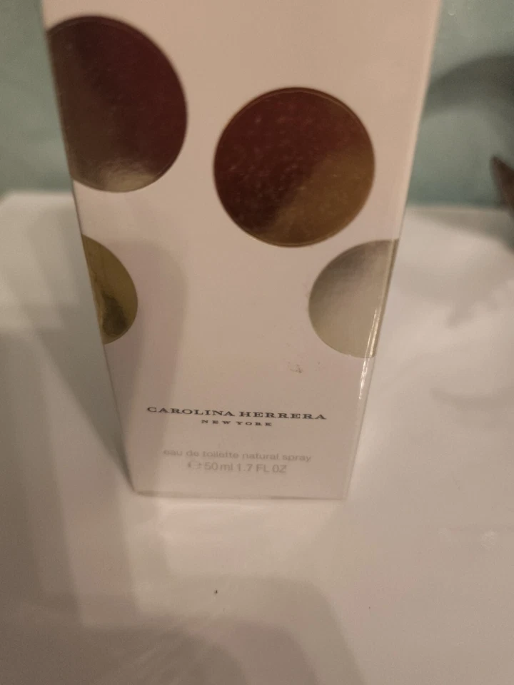 Carolina Carolina Herrera Eau De Toilette 50ml Vintage Natural Spray - Immagine 2 di 4