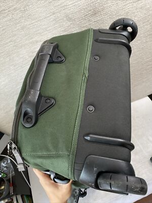 Patagonia Adult TRANSPORT ROLLER 90L Travel Carry Bag Duffel
