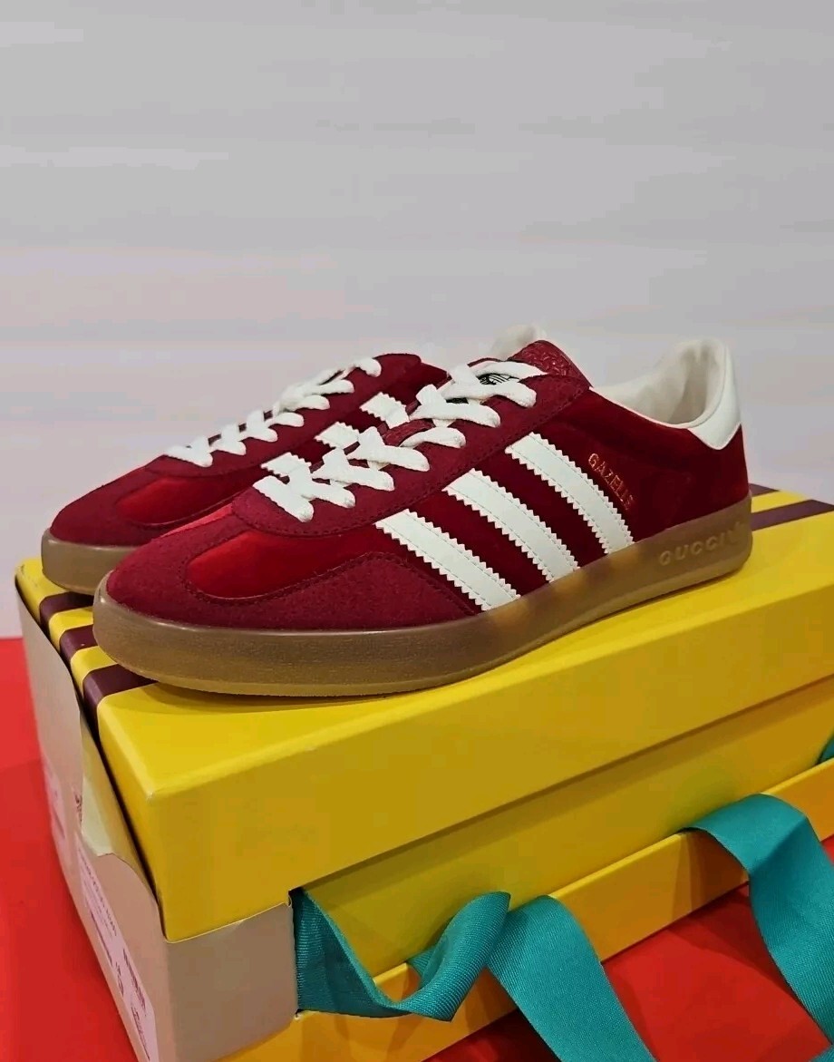 Authentic Gucci x Adidas 'Red Velvet' Gazelle Sz Mens 6.5 image 2