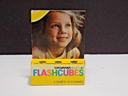 Sylvania GTE Blue Dot Magic Flash Cubes 1 Pack of 3 cubes 12 Flashes New Unused