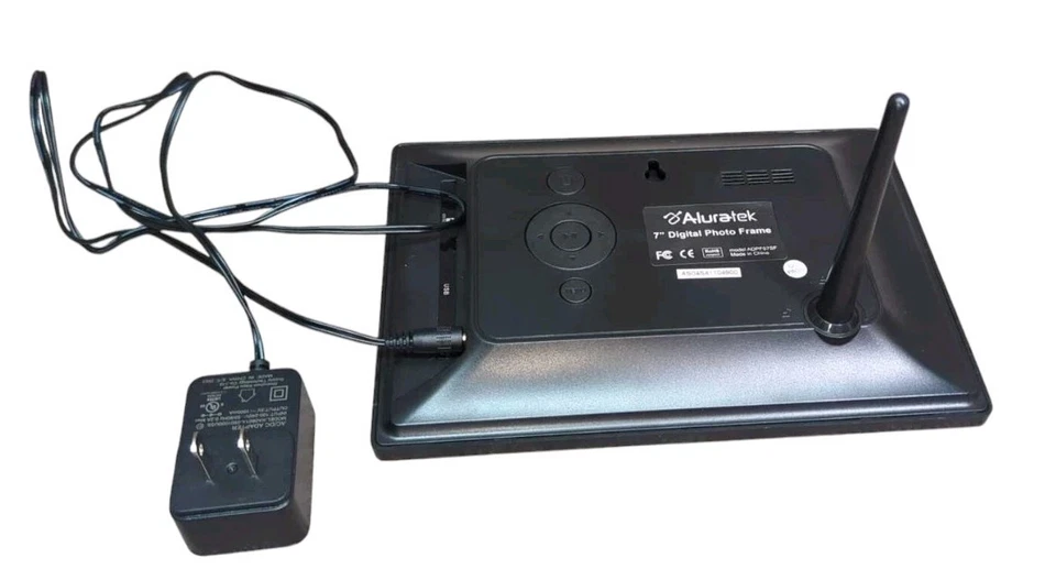 Aluratek 7" Digital Photo Frame Black - Image 4 of 4