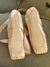 DAYDANCE NEW Ballerina Ballet Pointe Shoe Pink Satin XXX 40w Women  s Girls