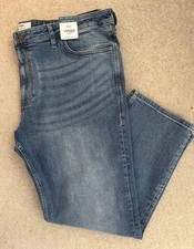 MARKS  SPENCER MENS VINTAGE WASH STRAIGHT FIT JEANS Waist 44  Leg 31  Bnwt