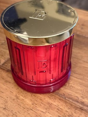 Elton John Slatkin + Co. Scented Rhubarb Strawberry Crumble 8 oz. Candle