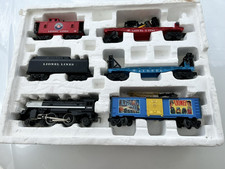 VTG Lionel Box Set Freight Train Train Set in foam box NOT TESTED, SEE PICTURES