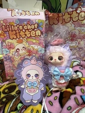 Liila’s Chef Kitten Taro Crispy Puff Pastry Plush Pendant