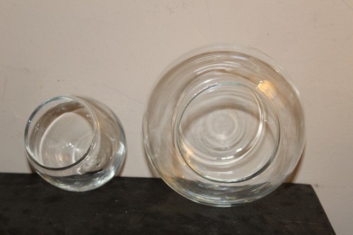 Vintage Bedside Water Carafe Bubble Clear Glass MCM Glass & Pitcher Decanter - Picture 4 of 4