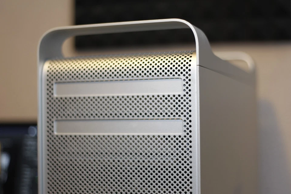 Apple Mac Pro 4.1 QC 2,6 Ghz, 32 GB, ATI RX 480 8GB, 2TB HD, Adobe, Logic, Film - Bild 2 von 4