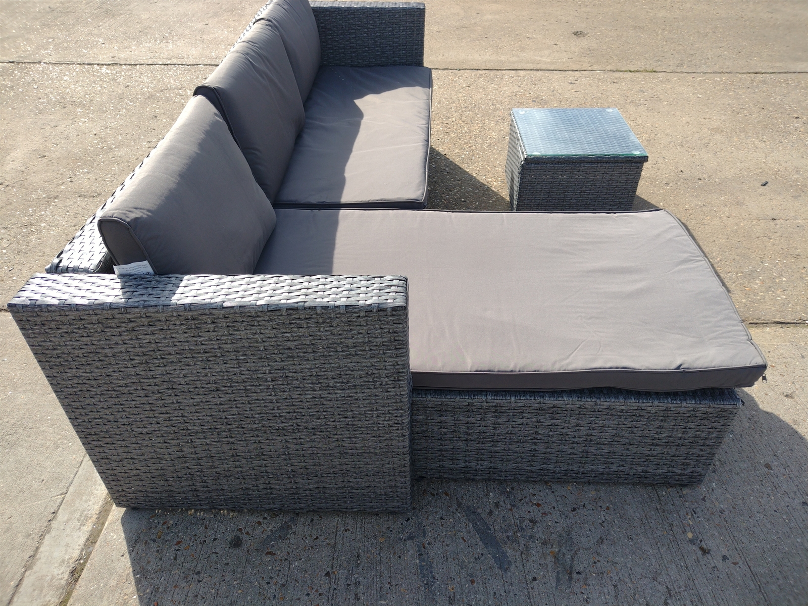 Garden LShaped Corner Sofa Alexandria 4 Seater *Minor damage Ex