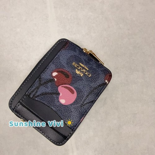 NWT Coach Zip Card Case In Signature Canvas With Cherry Print CZ468 - Picture 2 of 8
