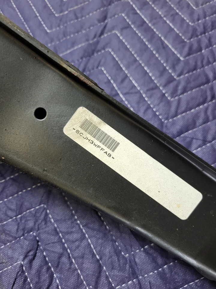 Used Oem Volkswagen Left Driver Rear Suspension Knee 2020-2022 Passat 2.0L FWD - Image 3 of 4