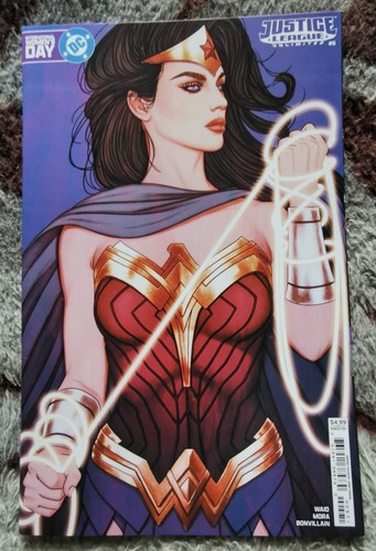 JUSTICE LEAGUE UNLIMITED # 5 JENNY FRISON WONDER WOMAN VARIANT ! SUPERGIRL !