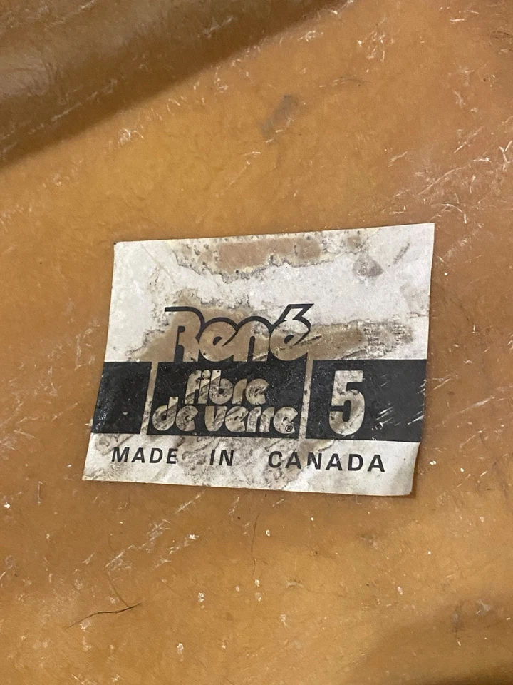 КРЫЛО ИЗ СТЕКЛОВОЛОКНА СО СТОРОНЫ ПАССАЖИРА RENÉ 1976-82 CHEVY CHEVETTE/PONTIAC T-1000 - Изображение 3 из 4