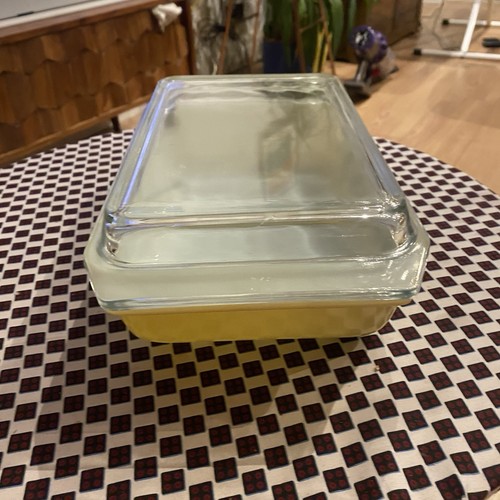 Vintage 1950s Pyrex JAJ Yellow Daisy Space Saver Oven Dish With Lid Kitchenalia - Picture 20 of 24