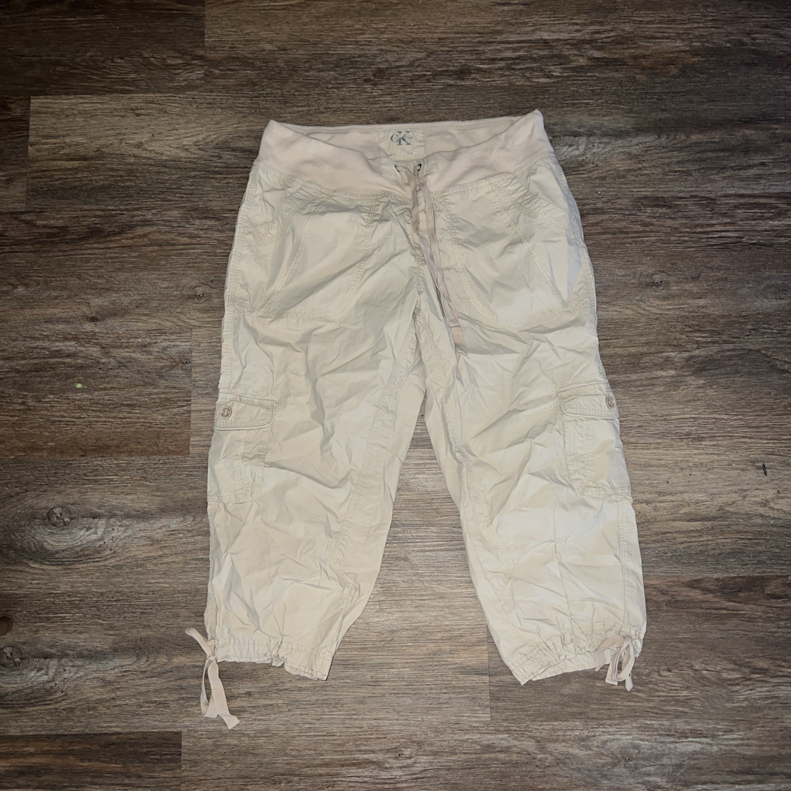 Women’s Tan Calvin Klein Cargo Capris Sz L Stretch Waistband