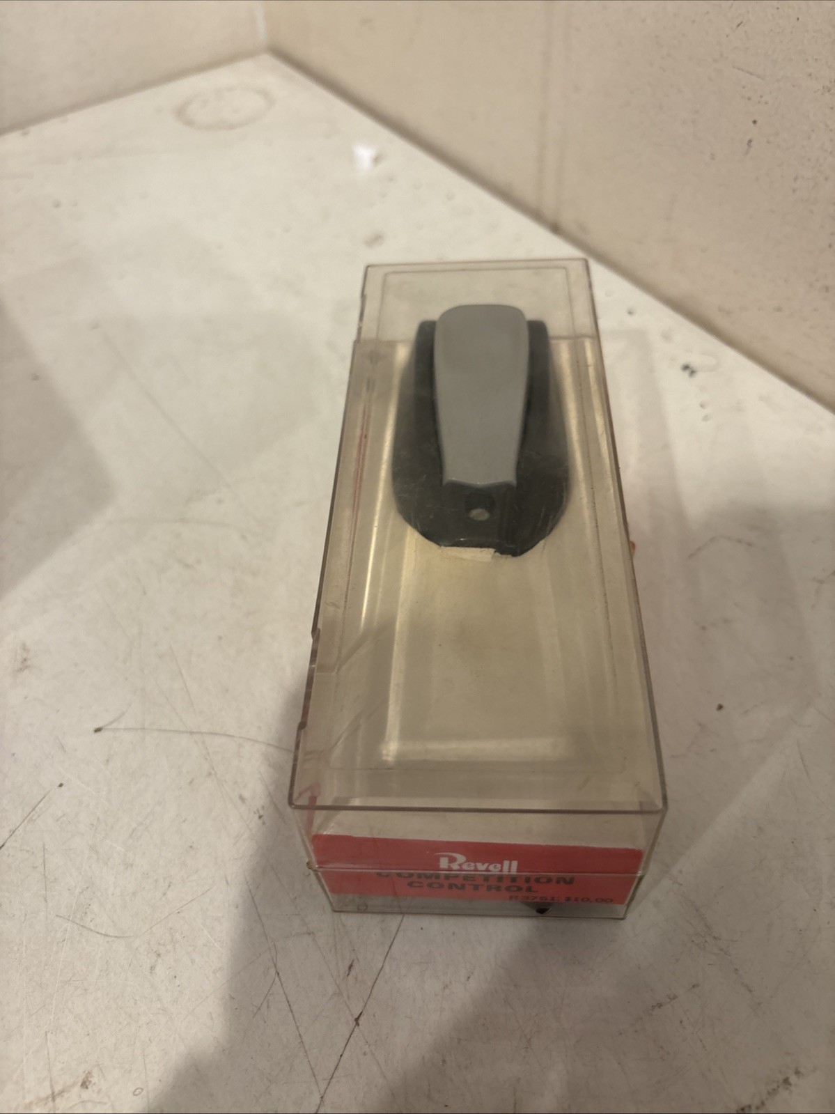 Picture 2 of 4