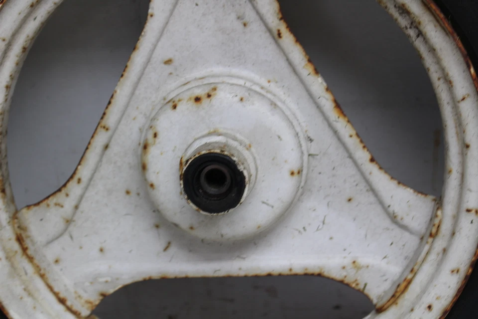 1981 HONDA EXPRESS 50SR NX50 ПЕРЕДНИЕ ЗАДНИЕ КОЛЕСА ДИСКИ - Изображение 2 из 4