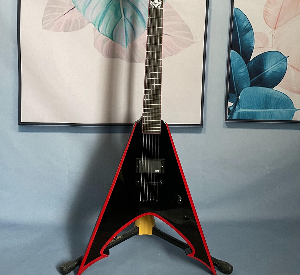 V Shape Black Warlock Extreme Electric Guitar One Pickups