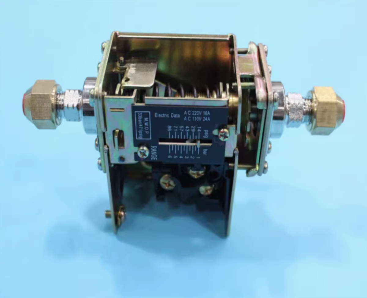 1PC New 3S JC-35CE JC35CE Pressure Control 0.5-3.5Bar In Box Brand