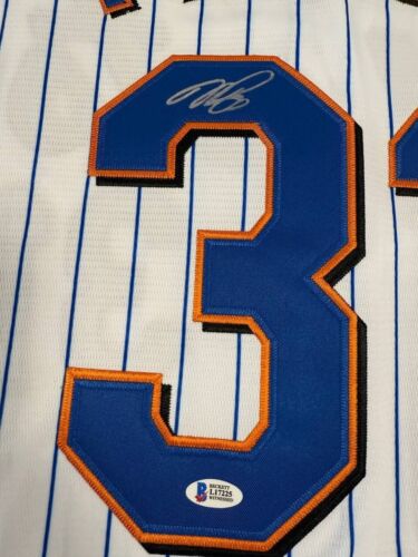 Mike Piazza METS 31 Hand Signed Jersey Autographed by BECKETT COA - Picture 3 of 8