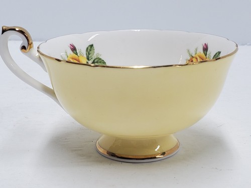 Vintage Shelley Bone China Tea Cup Yellow W. Roses Pink Floral England No saucer - Picture 7 of 15