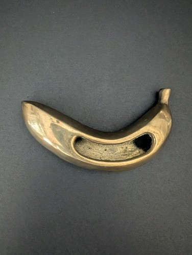 Vintage Brass Top Banana Paperweight 5" Long - Picture 4 of 4