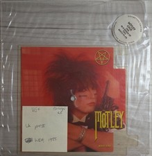 Motley Crue Smokin' In The Boys Room Shaped Picture Disc 7" VG+ EKR33PA 1985