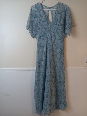ASTR The Label Dress Womens Small Blue Floral Maxi Flutter Sleeve Chiffon Lined